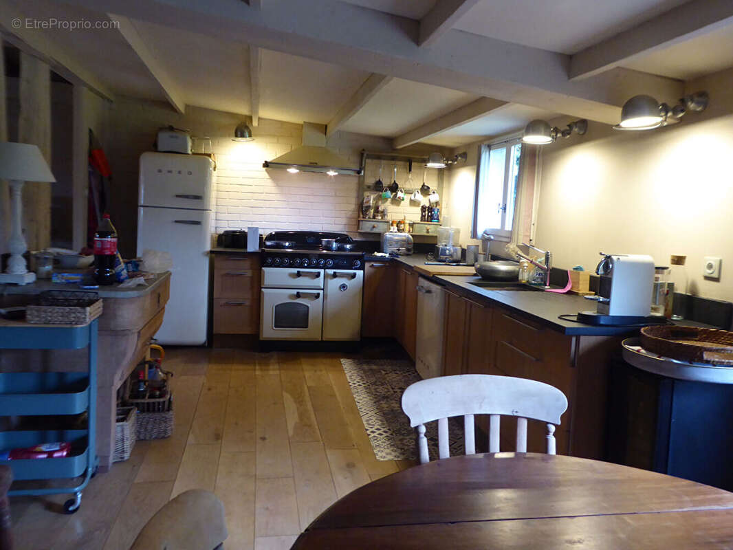 Maison à CORMEILLES