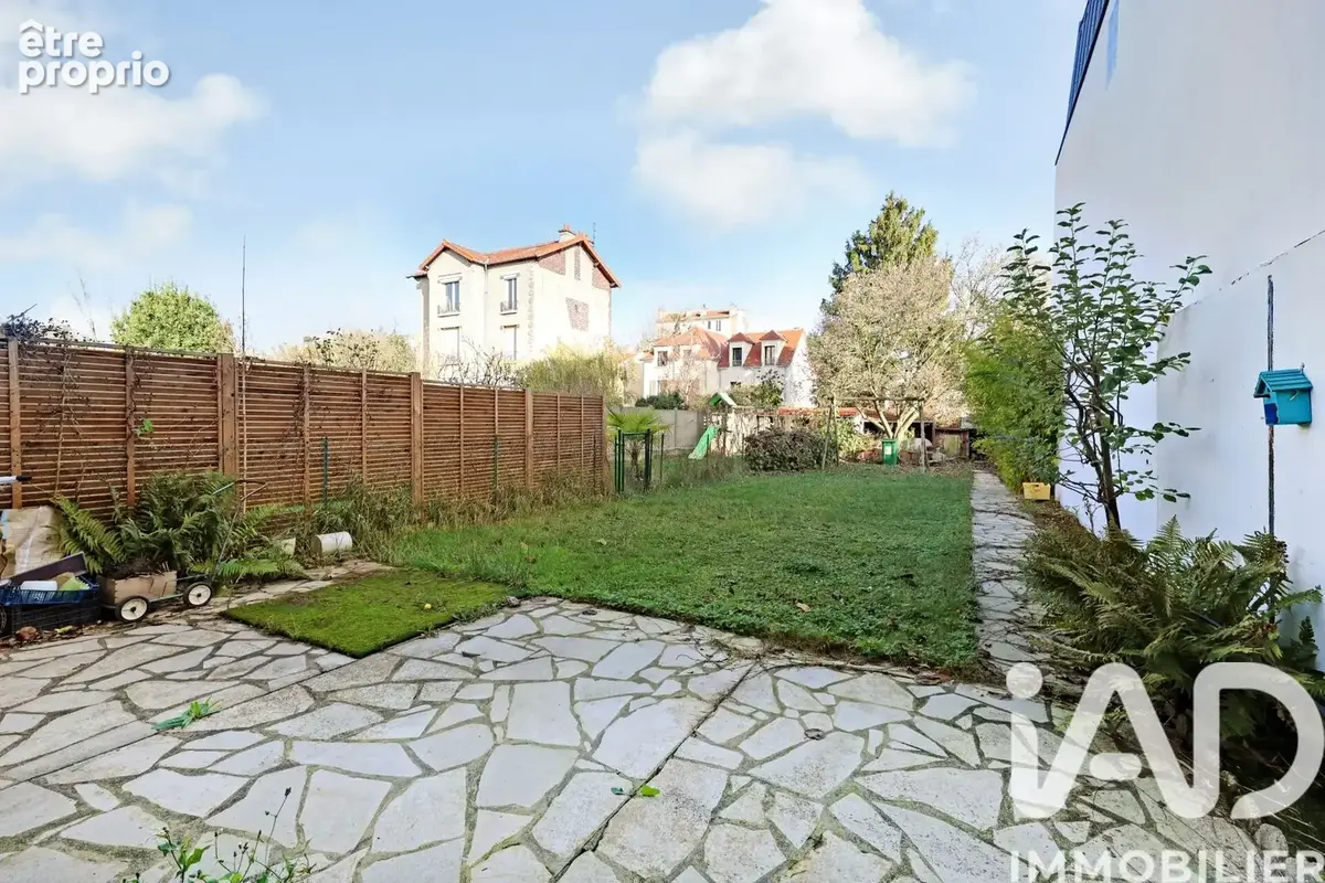 Photo 1 - Maison à CLAMART
