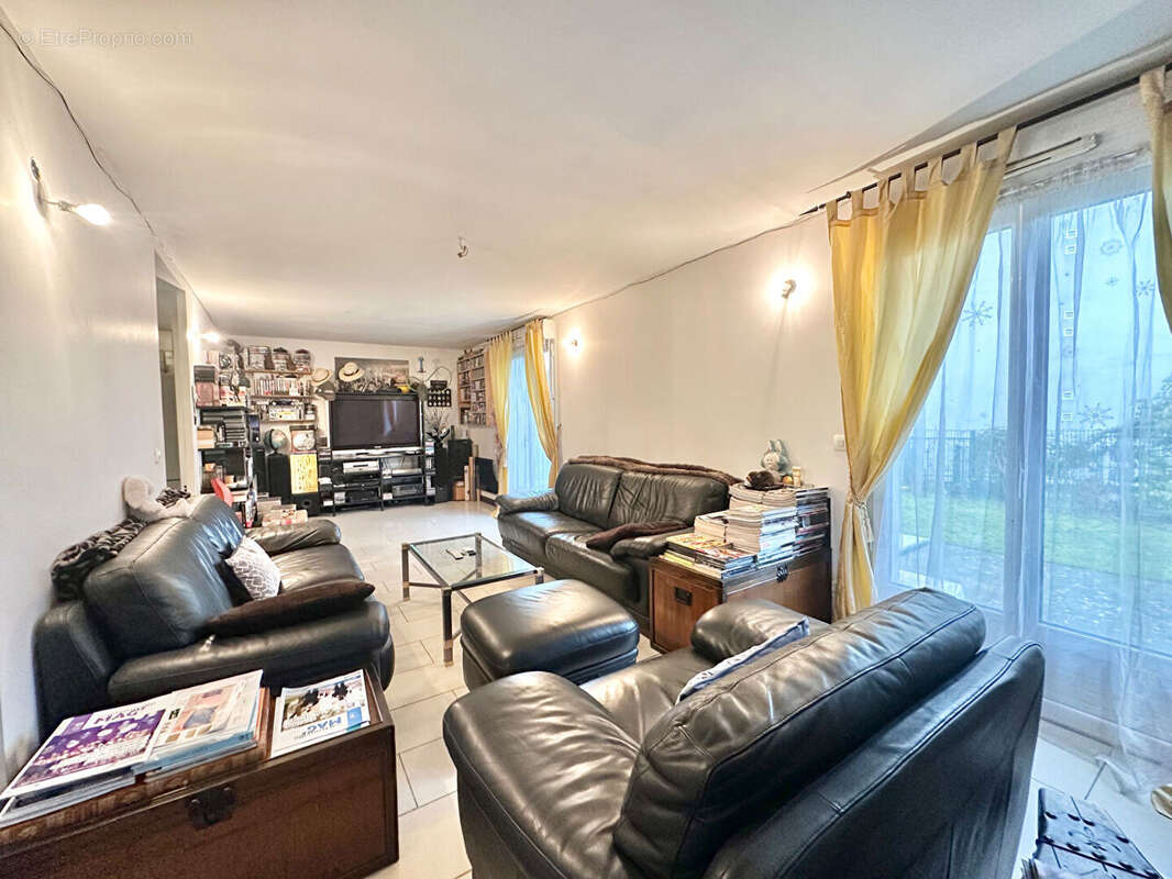 Maison à SARTROUVILLE