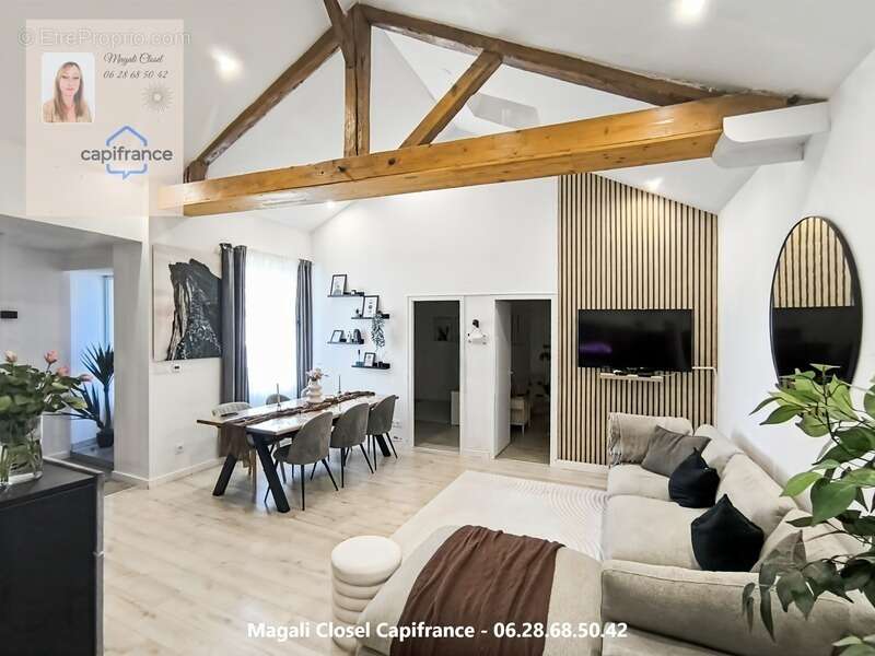 Maison à MONTMOROT