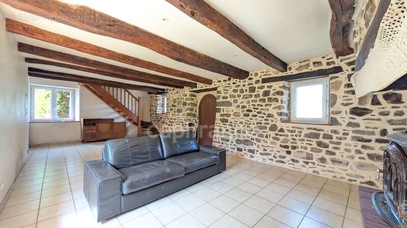 Grands Gîtes avec Maison d'Habitation  - ROSNOEN (29) - photo 23
