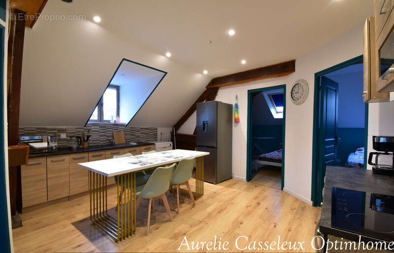 Appartement à LA FERE