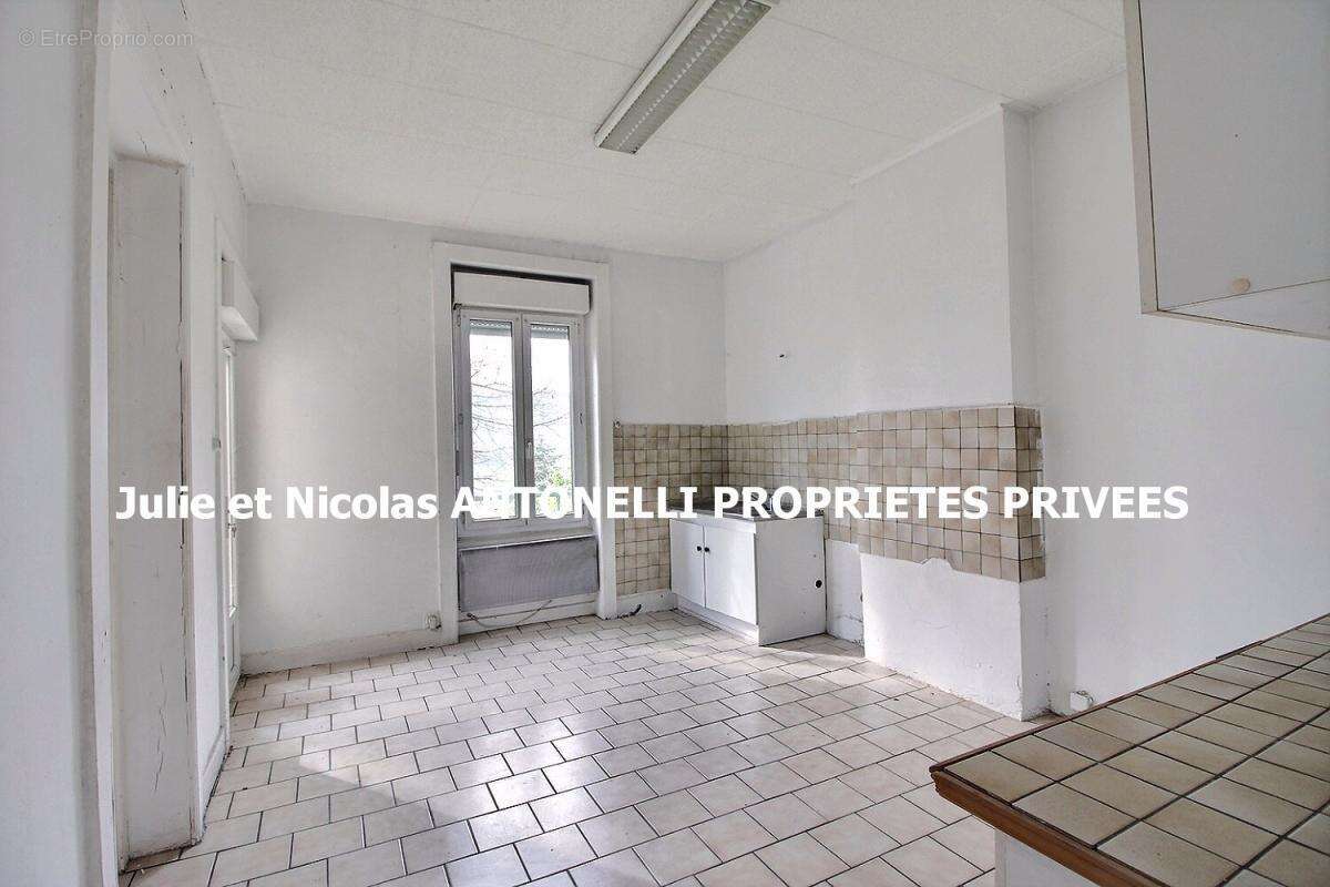 Maison à LA FOUILLOUSE