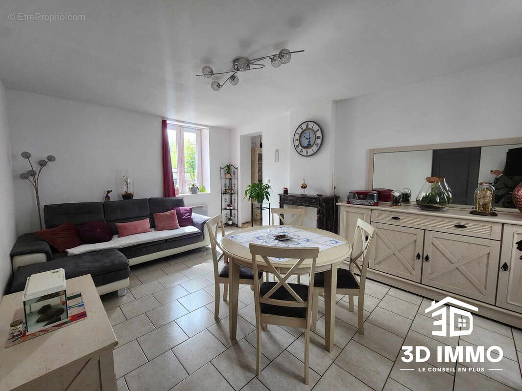 Appartement à AVESNES-SUR-HELPE