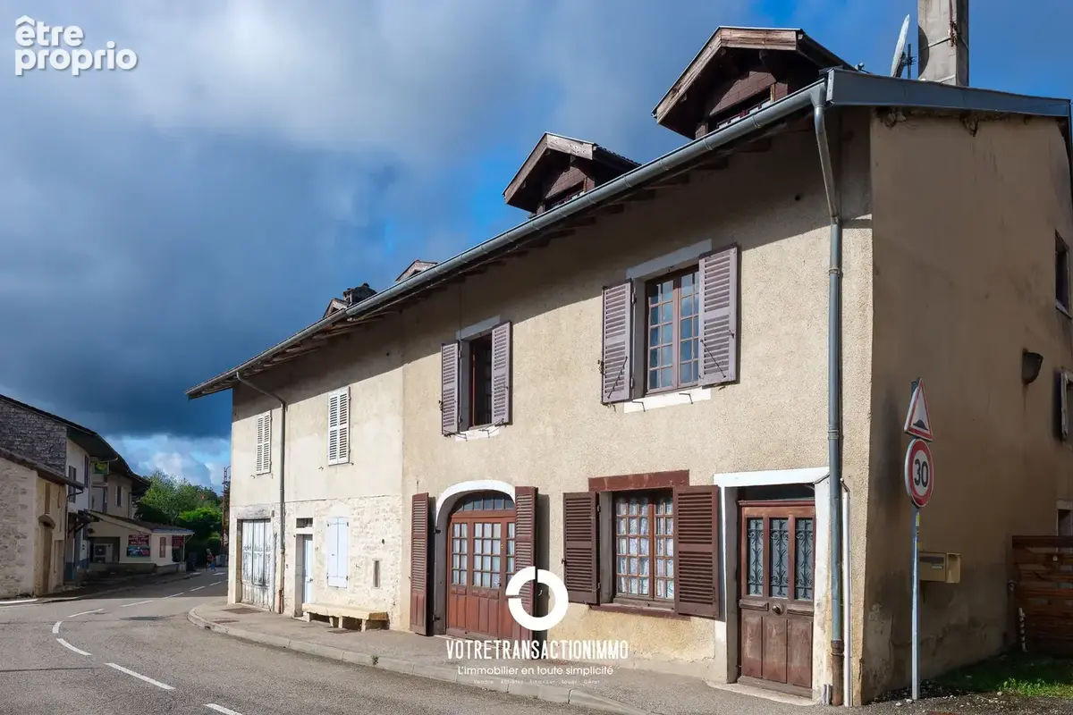 Maison à SIMANDRE-SUR-SURAN