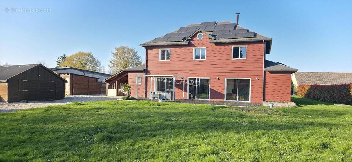 Maison à LA NEUVILLE-DU-BOSC