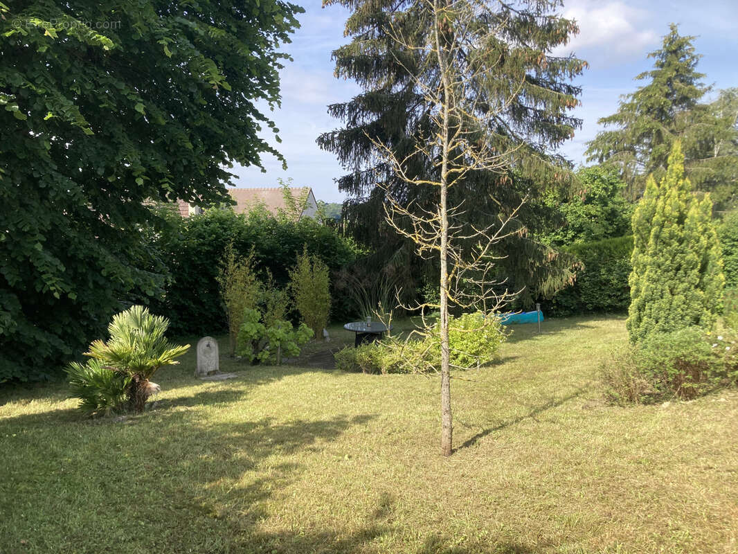 Maison à CHAUMONTEL