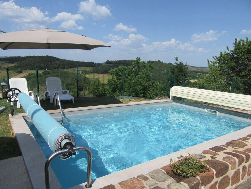 Maison à SAINT-CHRISTOPHE-VALLON