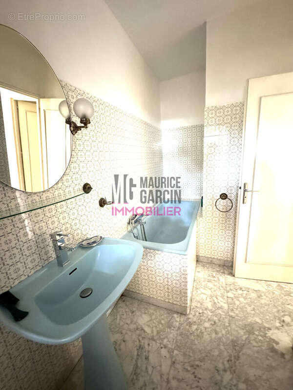 Appartement à AIX-EN-PROVENCE