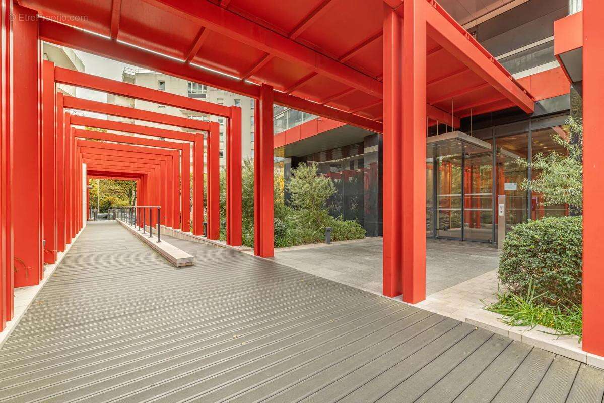 Appartement à ISSY-LES-MOULINEAUX