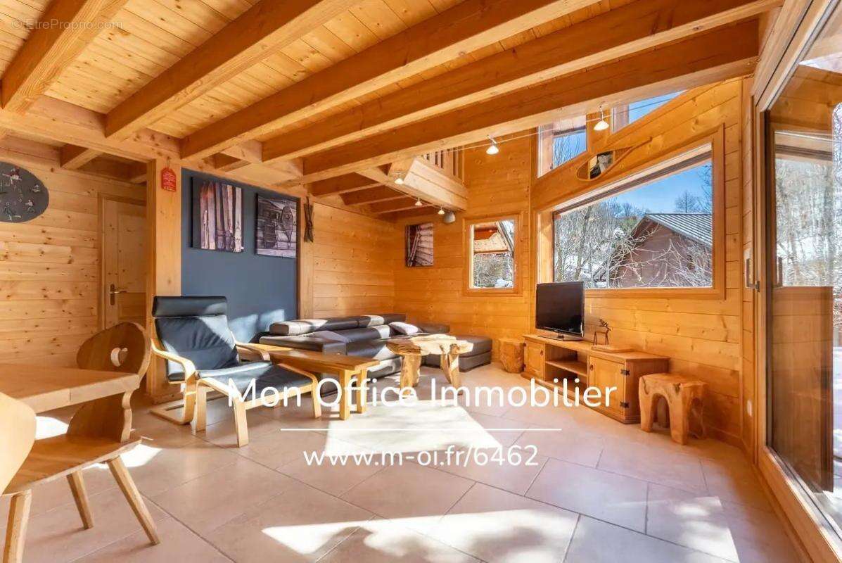 Référence : 6462-MBE - Chalet Lombard Type 5 avec Sauna/Jacuzzi + Garage - photo 4