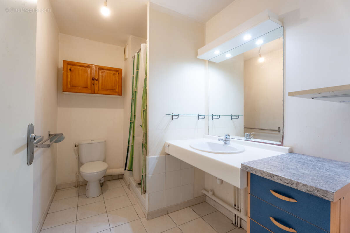 Appartement à MARSEILLE-6E