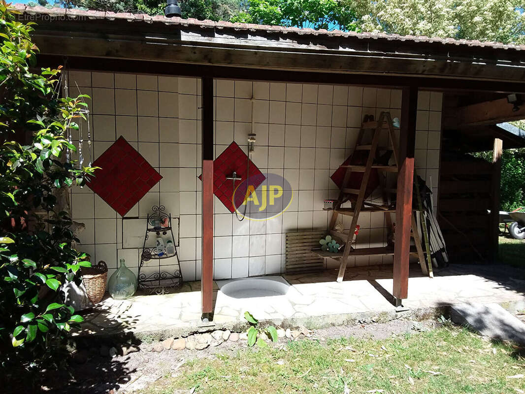 Maison à VENDAYS-MONTALIVET