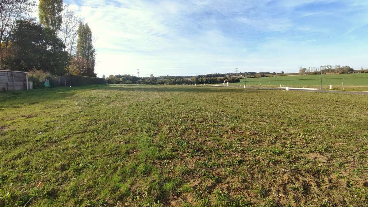 Terrain à ECOYEUX