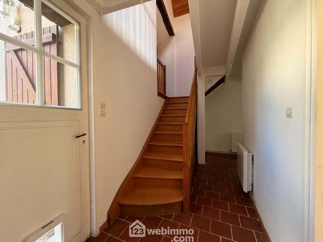 Maison 111 m² à Coussay-Les-Bois  - photo 5
