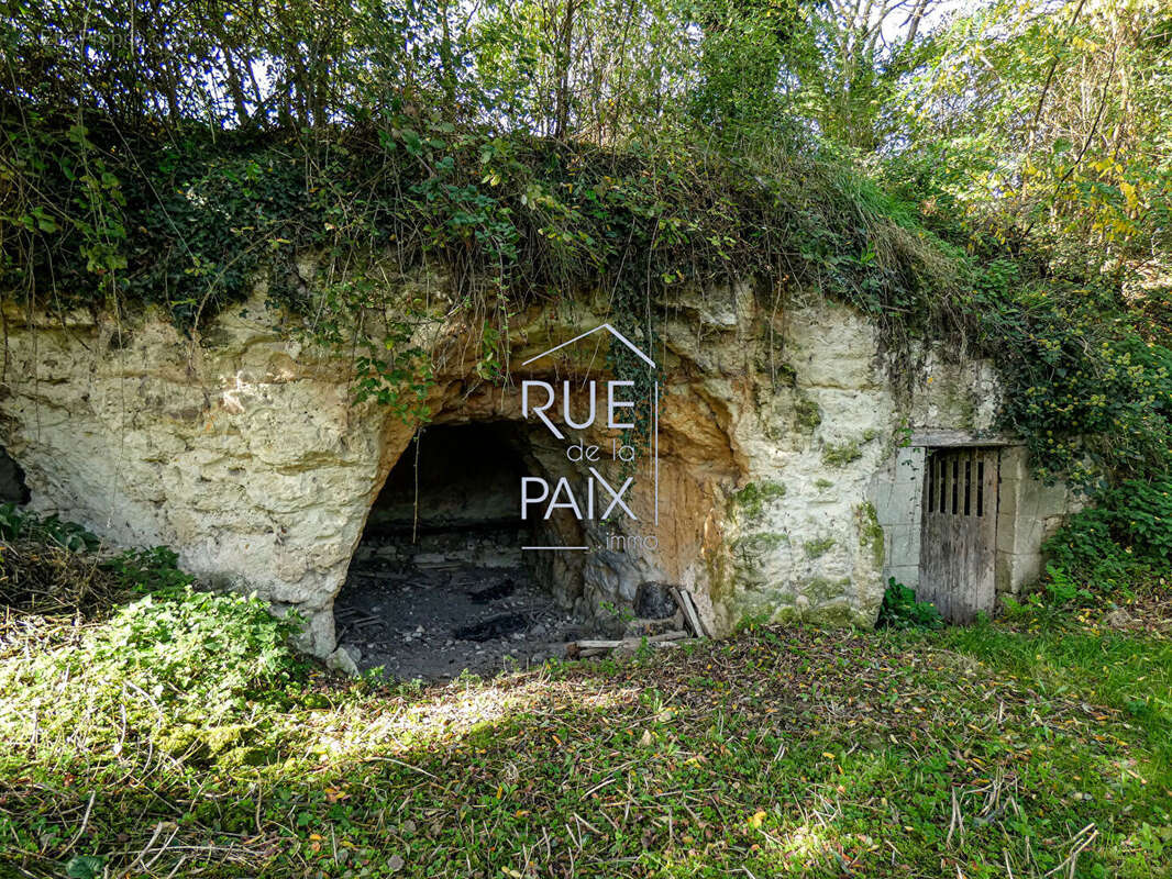 Autre à SAVIGNY-SOUS-FAYE