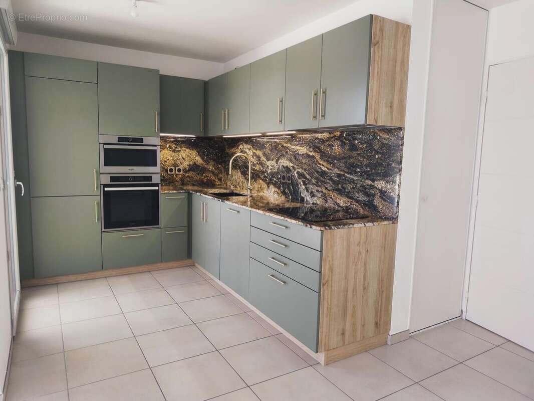 Photo 7 - Appartement à CALUIRE-ET-CUIRE