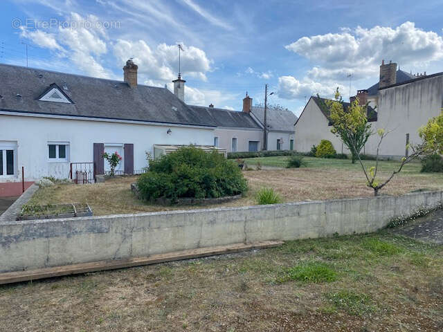 Maison à PARIGNE-L&#039;EVEQUE