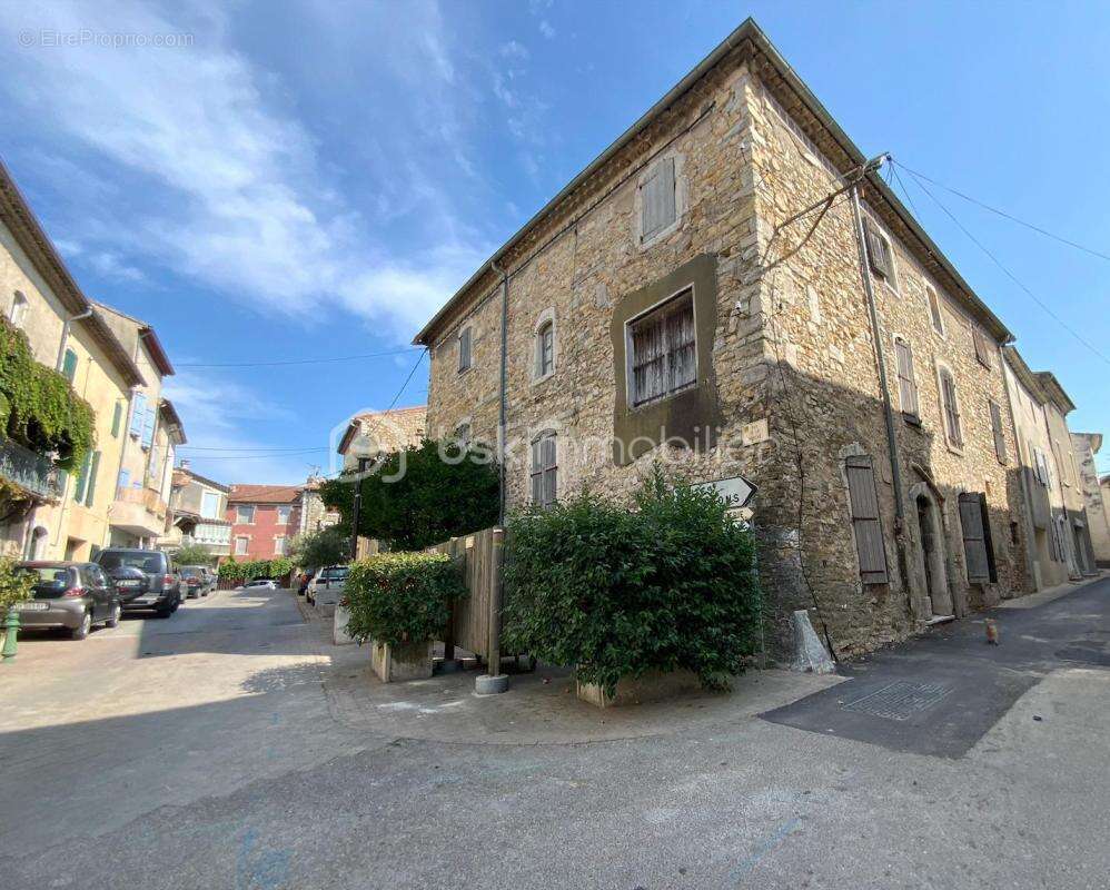 Maison à LEZAN