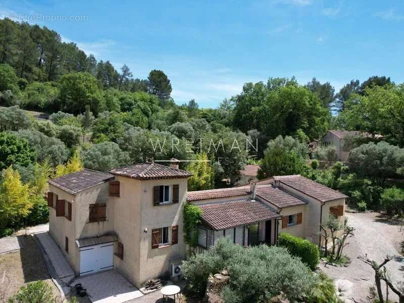 Maison à LE LUC