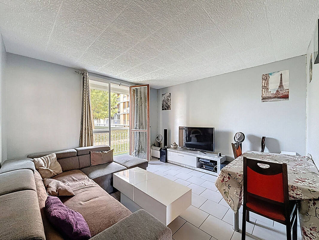 Appartement à JOUE-LES-TOURS