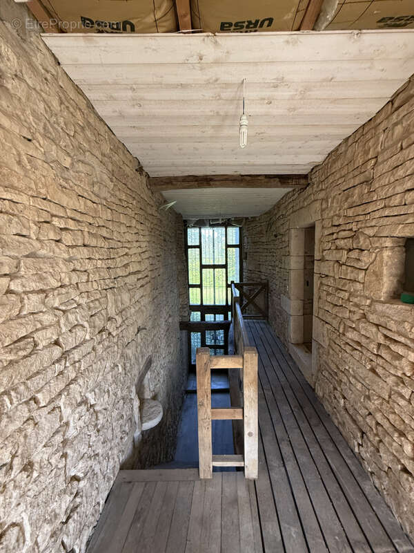 Maison à BARD-LES-PESMES