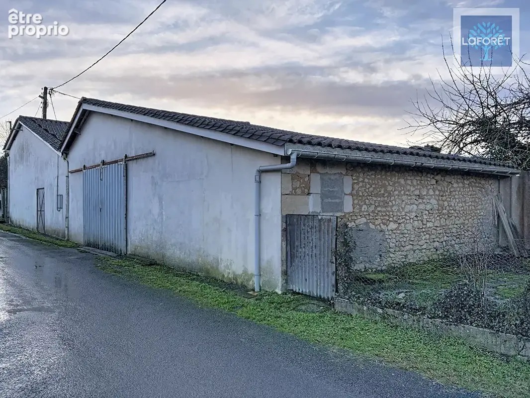 Maison 161 m² divisible avec 2 parties, garage de 70 m² et terrain clos - photo 5