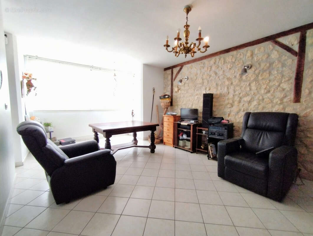 Appartement à SAINT-PIERRE-DES-CORPS