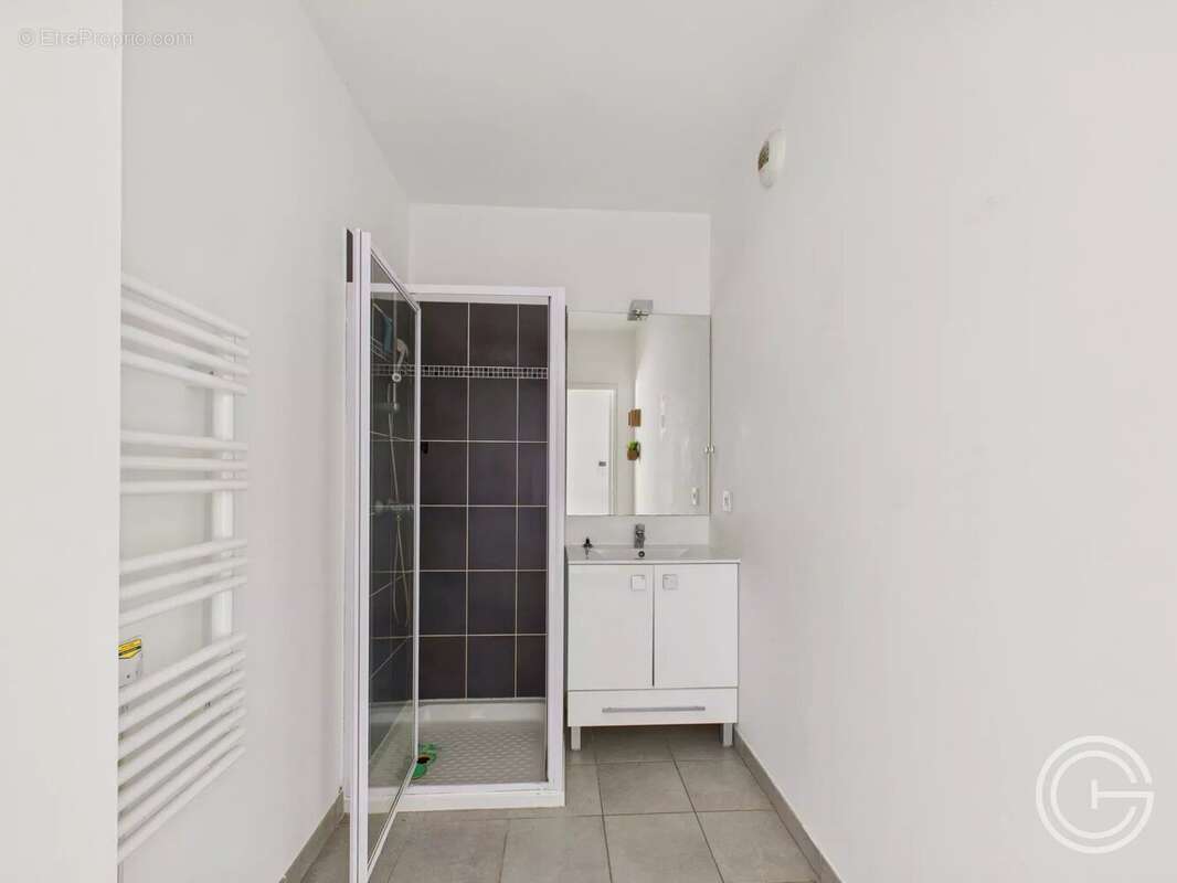 Appartement 2 Pièces Terrasse - Premiere Avenue - Antibes - photo 7