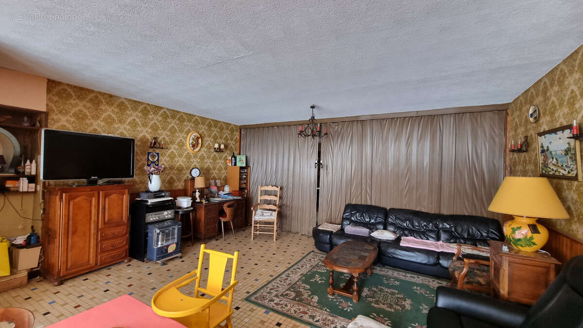 Maison à LE BEAGE
