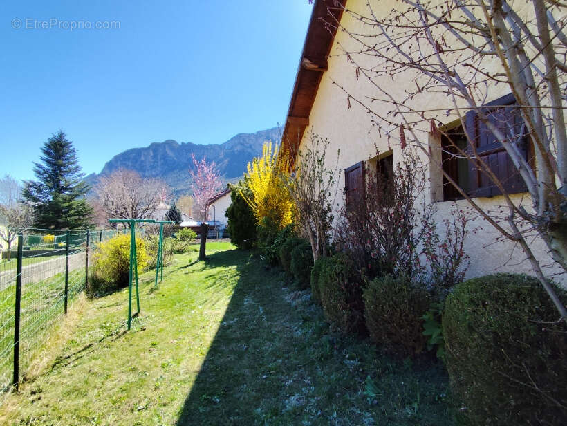 Maison à L'ARGENTIERE-LA-BESSEE