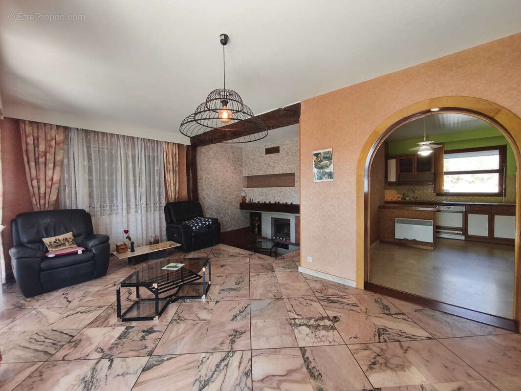 maison de plain pied sur 1700m2 de terrain - photo 8