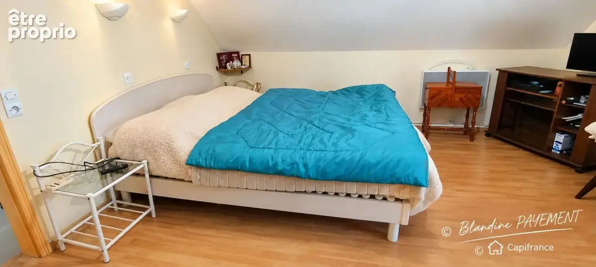  RŒUX – Maison de caractère de 150 m² avec jardin - photo 10