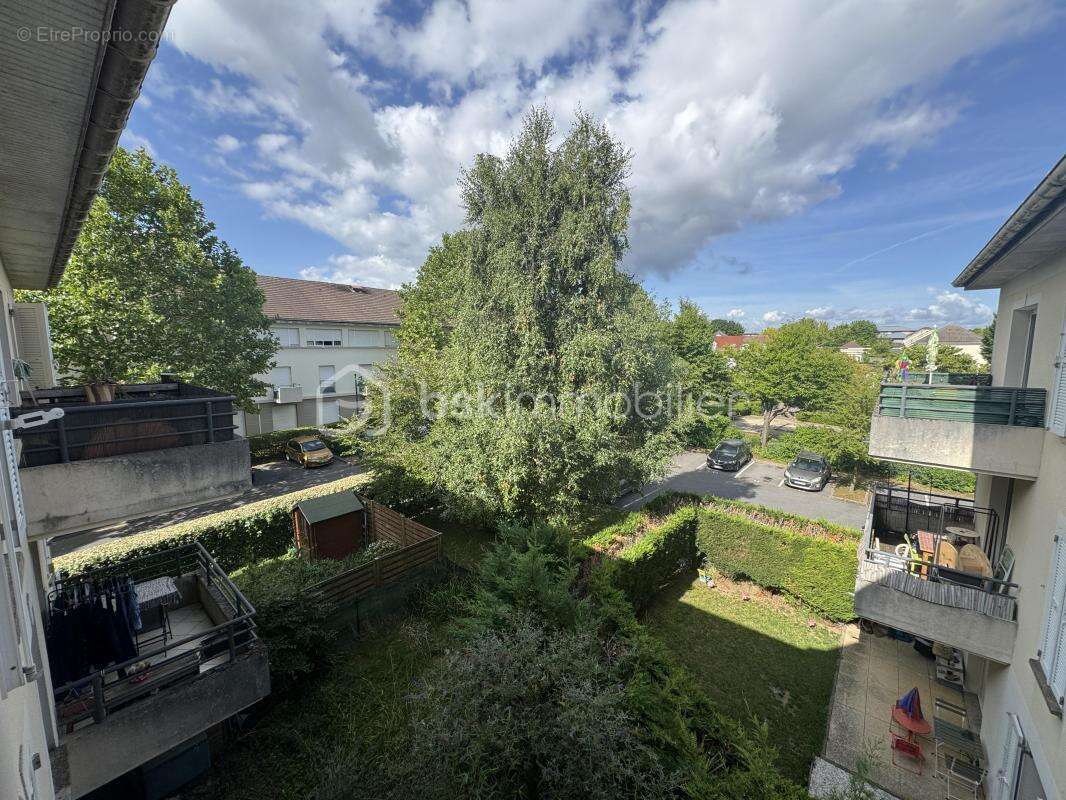 Appartement à MAGNY-LE-HONGRE