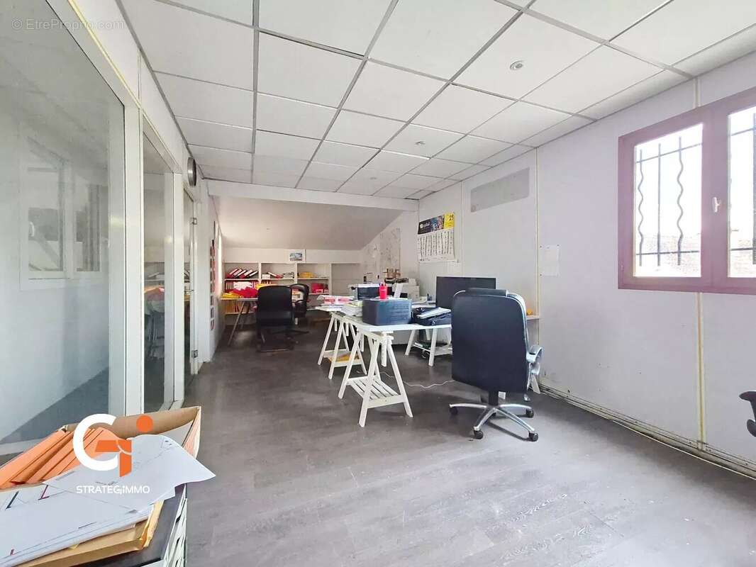 Commerce à GRAND-COURONNE