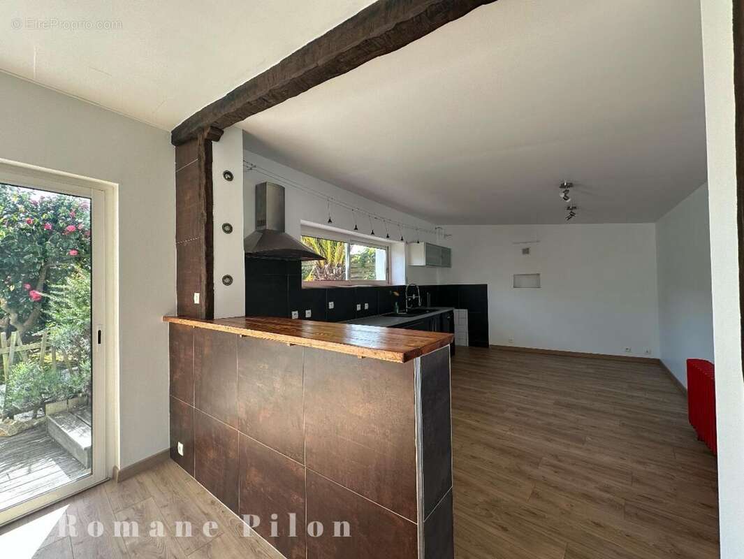 Maison 96 m² à Plougonvelin  - photo 6