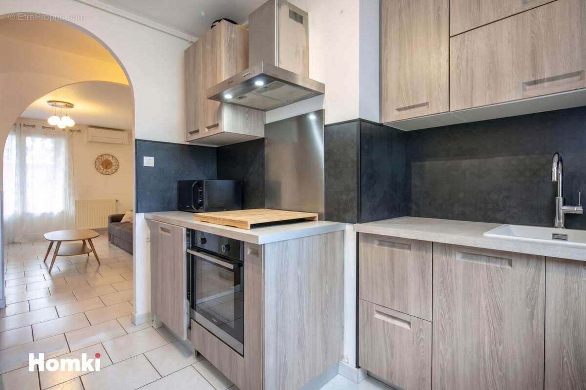 Appartement à FONTAINE