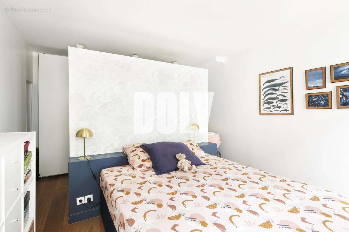 Appartement à PARIS-9E