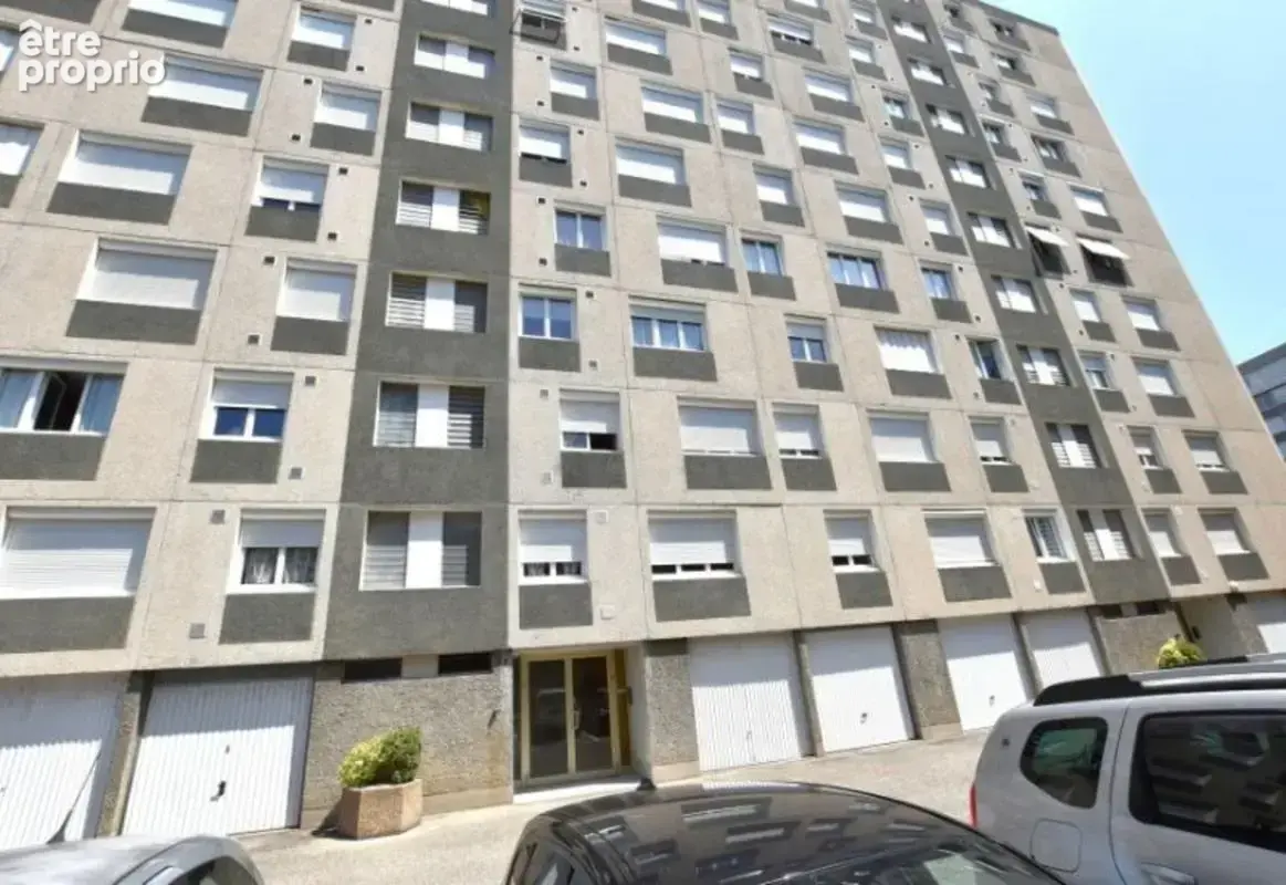 Appartement 4/5 pièces avec balcon, ascenseur et vue sur parc –Firminy-94 000€ - photo 16