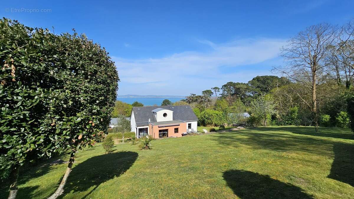 Maison à DOUARNENEZ