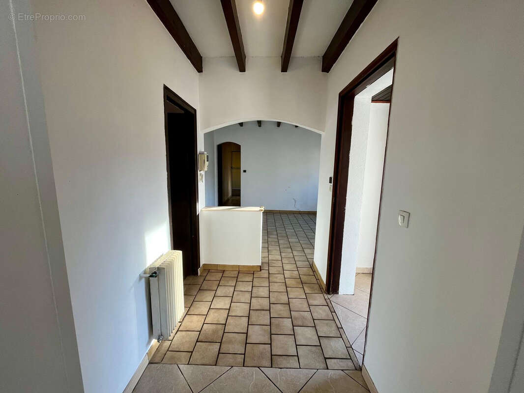 Maison à PAREMPUYRE