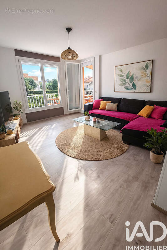 Photo 4 - Appartement à ROQUEBRUNE-SUR-ARGENS