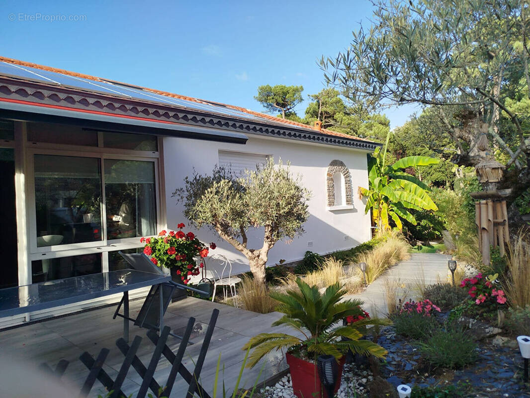 Maison à SAINT-MICHEL-CHEF-CHEF