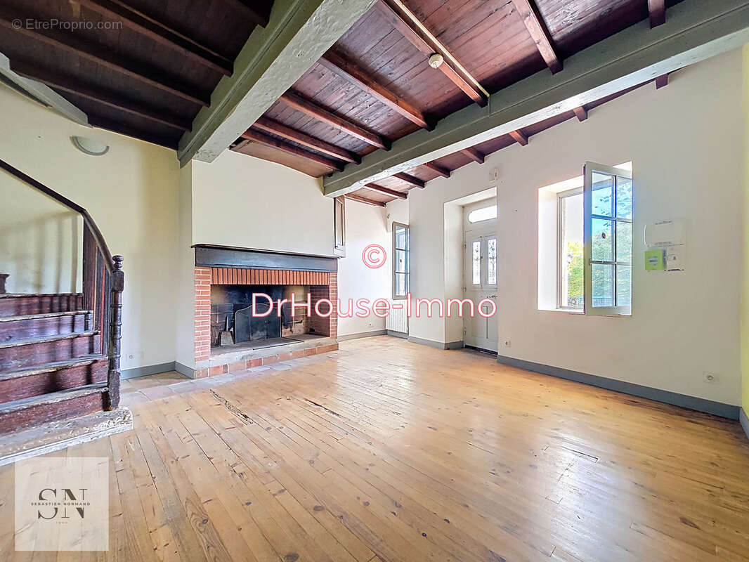 Maison à SAINT-MAURIN