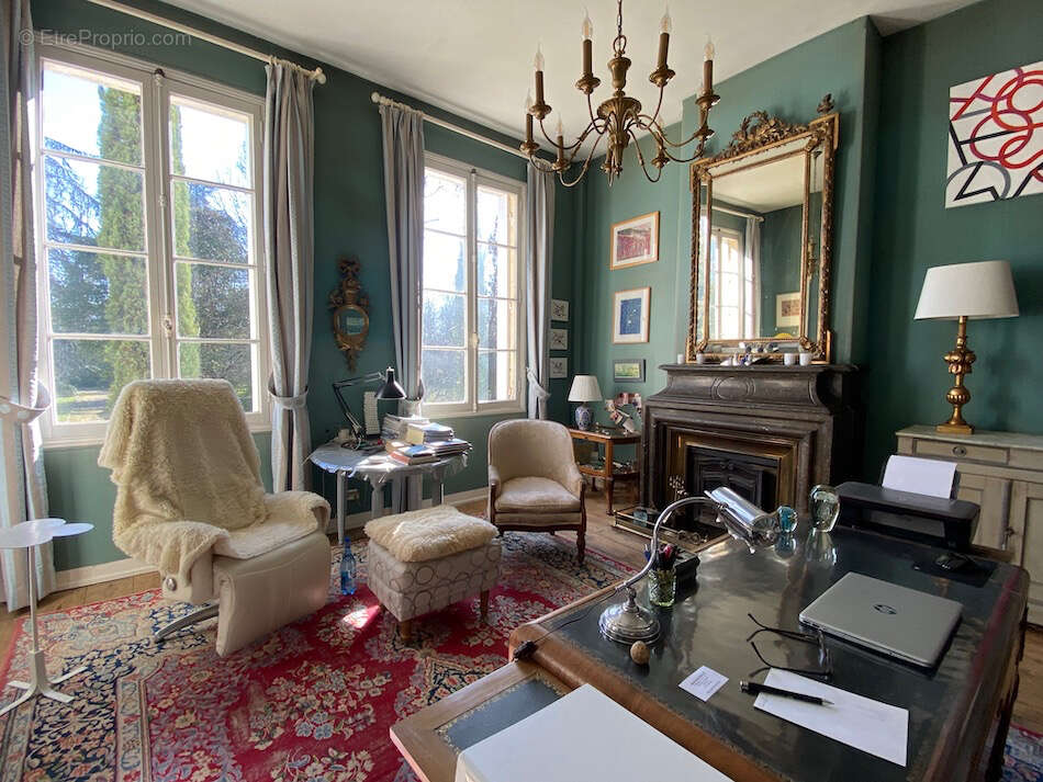 Maison à SAINT-SEURIN-SUR-L'ISLE