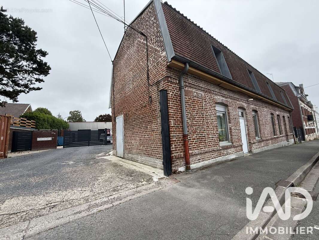 Appartement 2611 m² à Saint-Nicolas  - photo 7