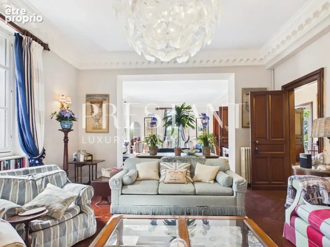 Château à vendre près de Bayonne- Demeure de caractère avec parc, piscine et tennis. - photo 8