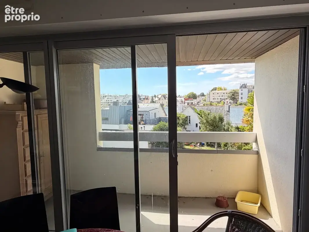 VANNES PORT   Appartement T4 de 84 m2 avec terrasse, parking et cave - photo 3