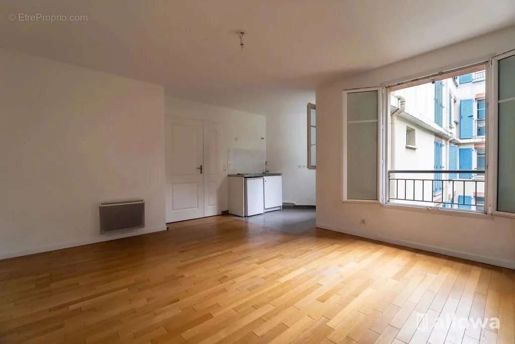 Appartement à CHAVILLE