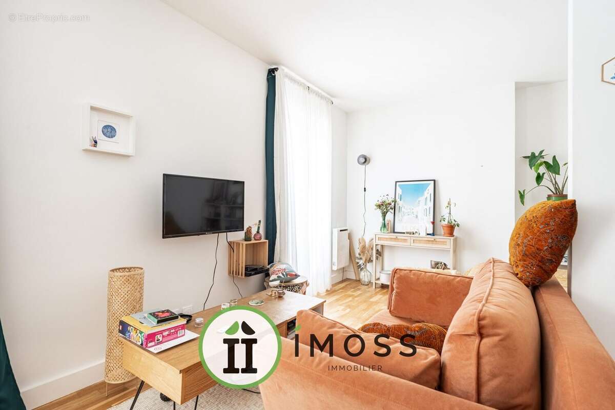 Appartement à PARIS-18E